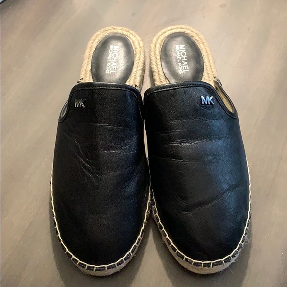 MICHAEL Michael Kors Shoes - BNWT Michael Kors Slides/Flats